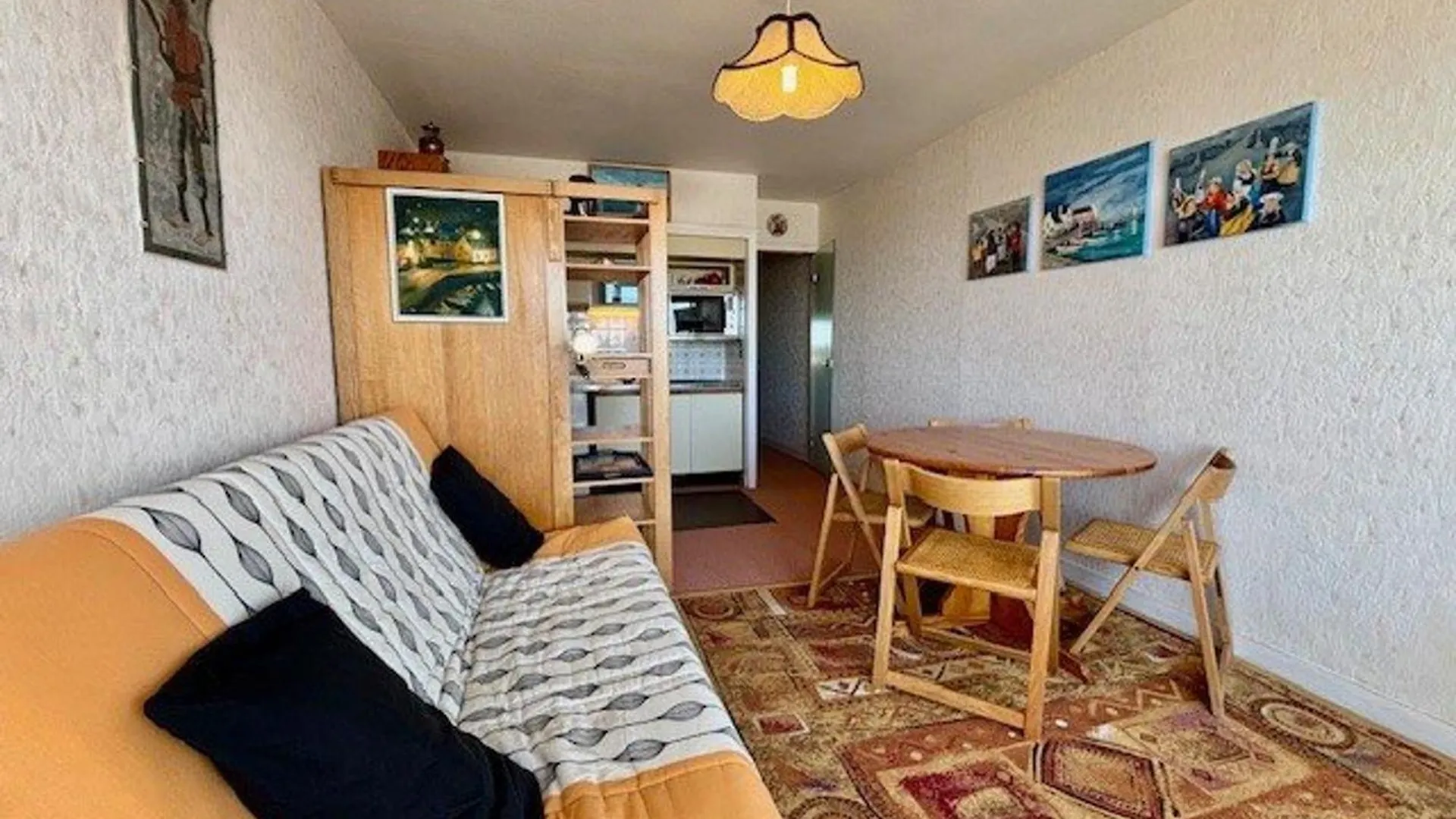 Appartement 2 Pieces Face Port A Quiberon Avec Parking - Fr-1-478-311 0*,  France