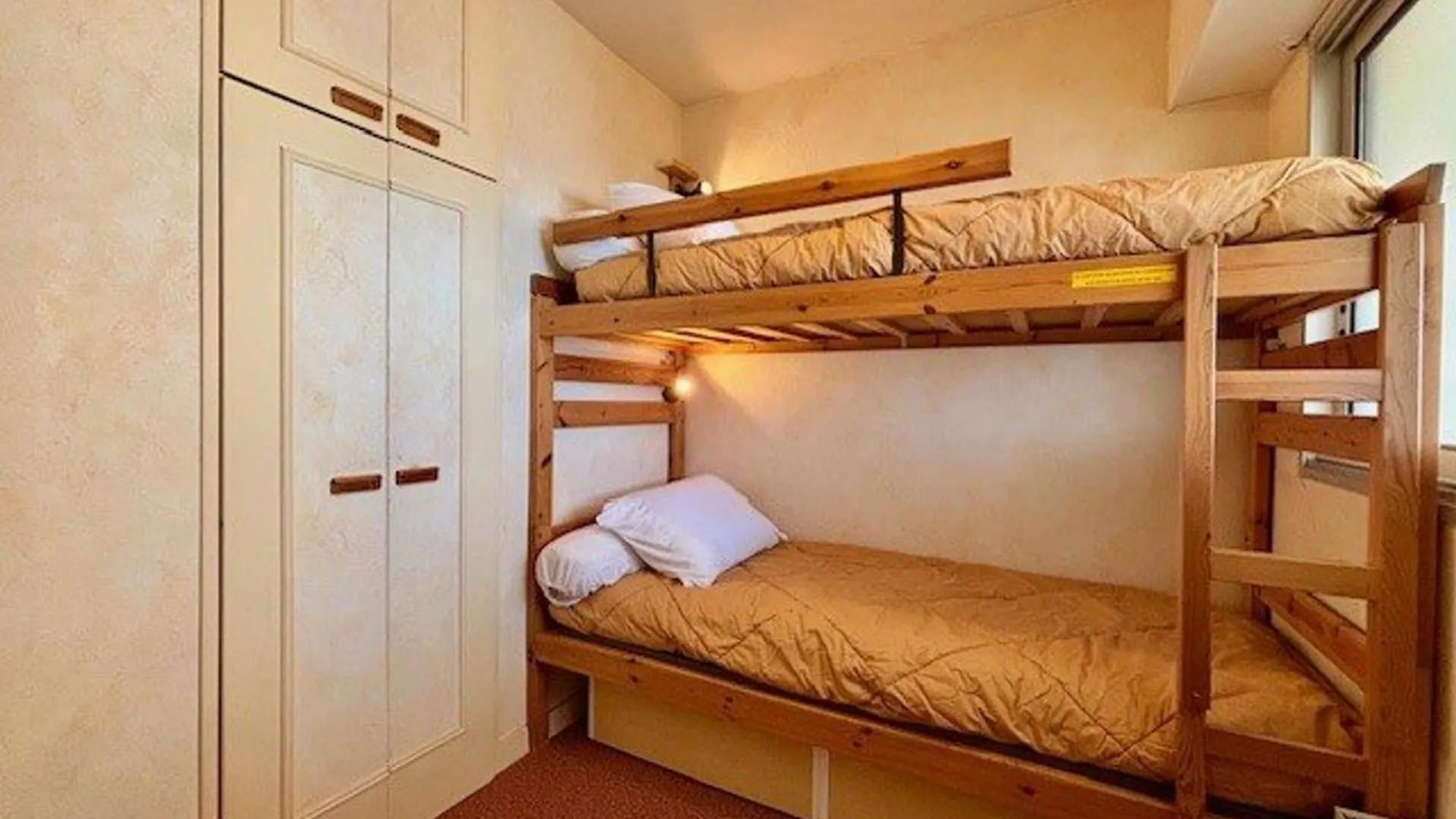 Appartement 2 Pieces Face Port A Quiberon Avec Parking - Fr-1-478-311 Apartment